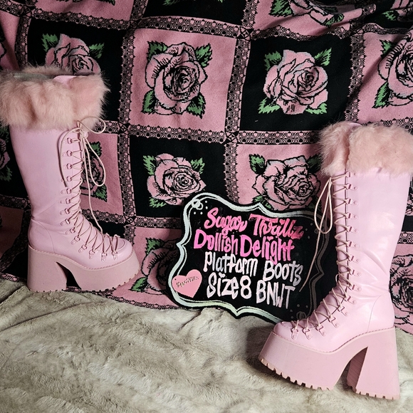 Sugar Thrillz: Dollish Delight Platform Boots- Pink, Size 8, NIB! - Picture 8 of 16